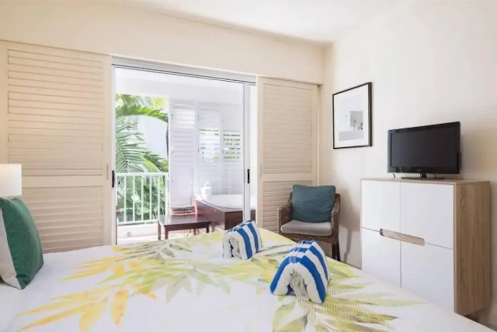 Oasis At The Beach Club: A Tropical Chic Retreat بالم كوف
