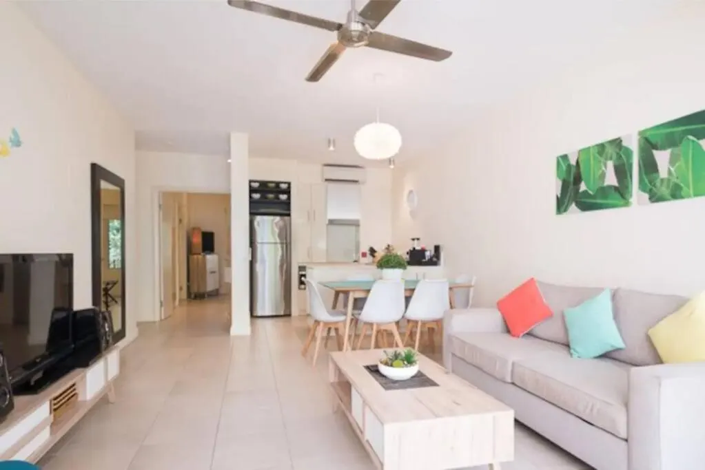 شقة Oasis At The Beach Club: A Tropical Chic Retreat بالم كوف